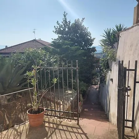 Holiday home Arcobaleno